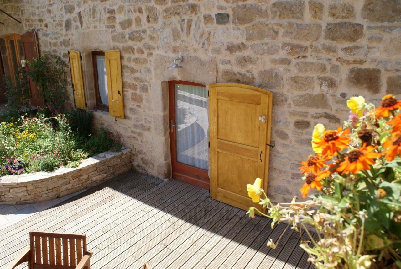 Les Caselles, Gite Et Maison D'Hotes Saint-Beauzely Exterior photo
